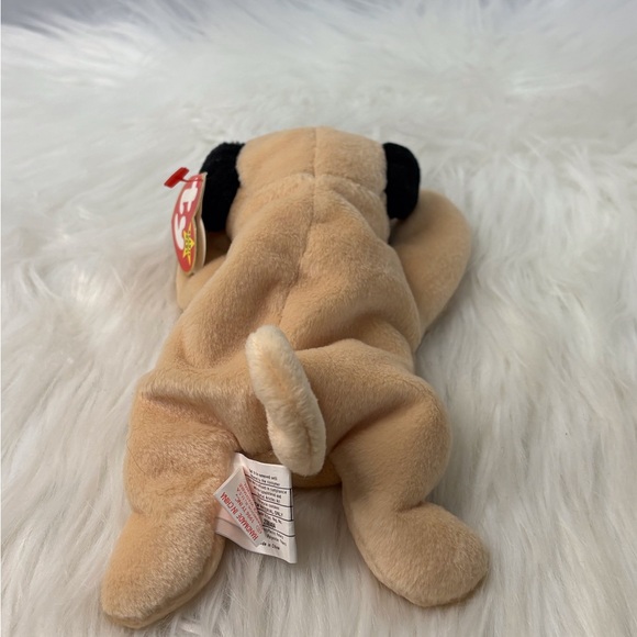 Ty Beanie Baby Pug with Tan and Black Fur “Pugsly”1996 - Picture 3 of 6
